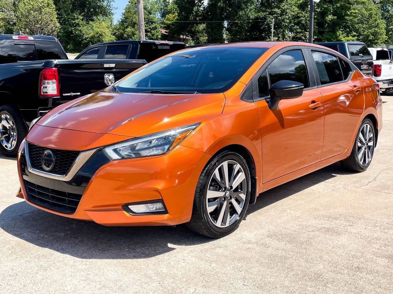 2020 Nissan Versa SR  for sale at Honest Auto Market