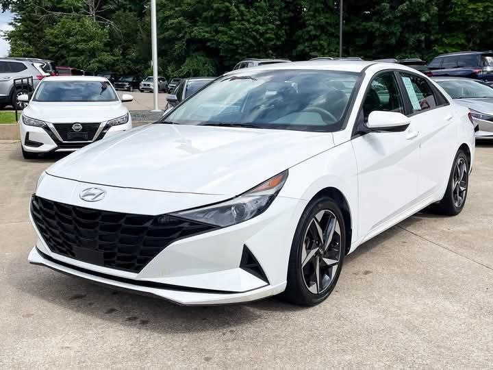 2023 Hyundai ELANTRA SEL  for sale at Honest Auto Market