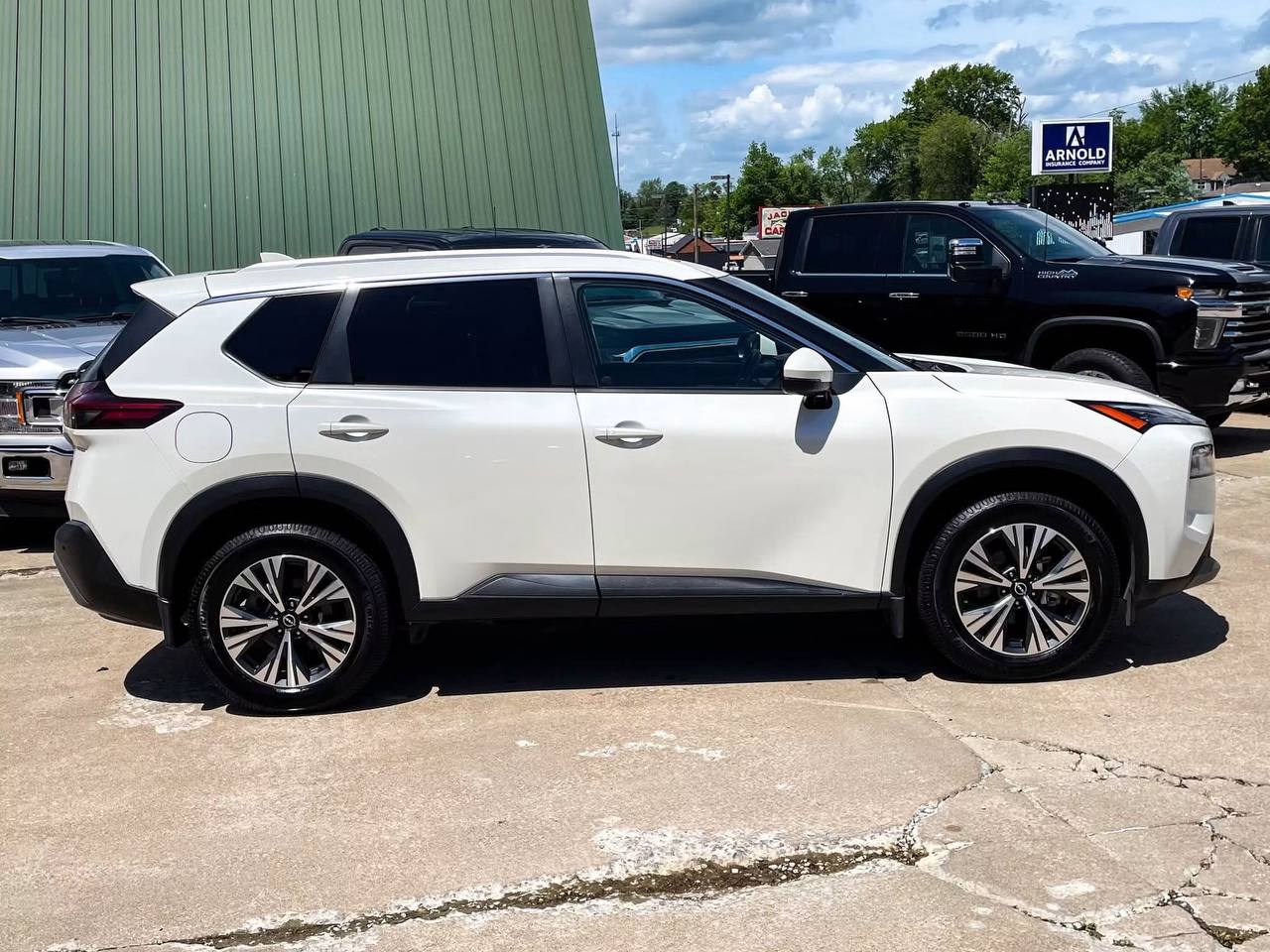 2022 Nissan Rogue SV