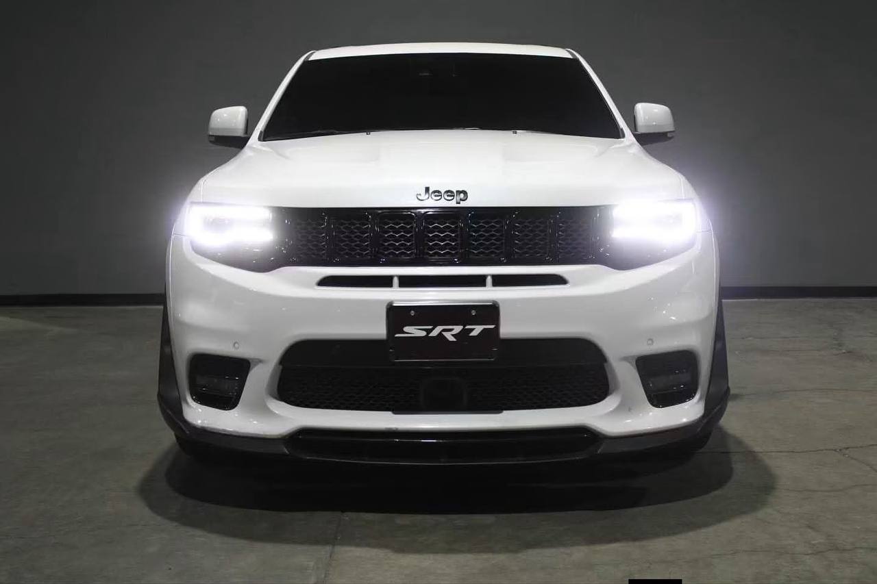 2016 Jeep grand Cherokee SRT