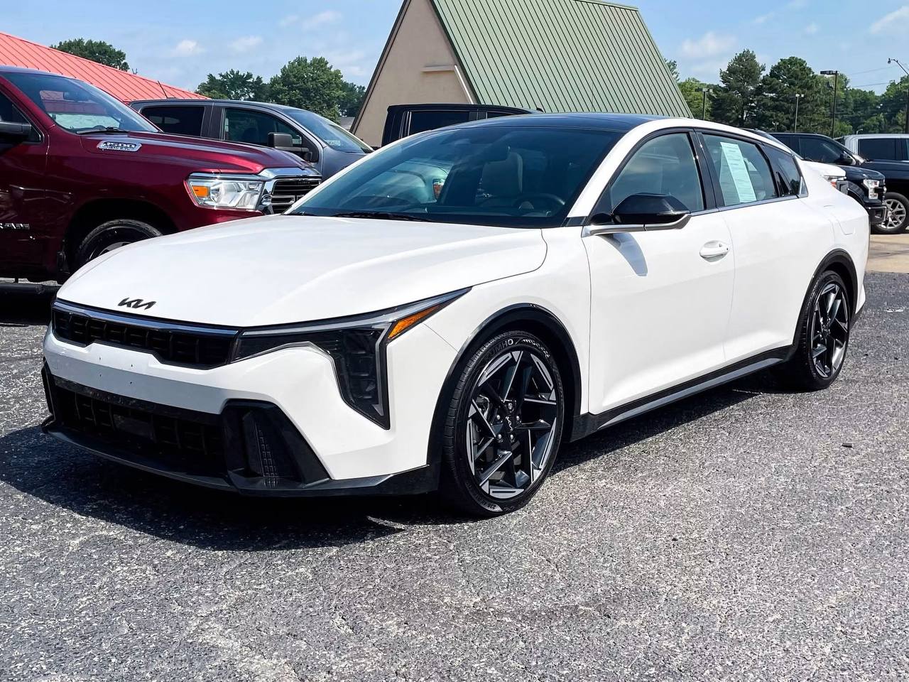 2025 Kia K4 GT-Line