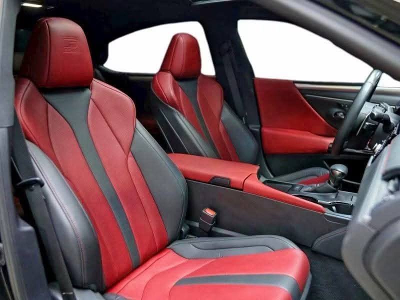 2021 Lexus IS350
