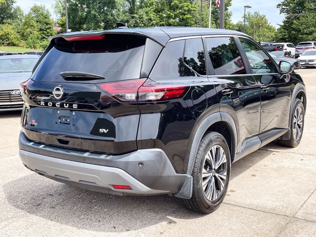 2022 Nissan Rogue SV