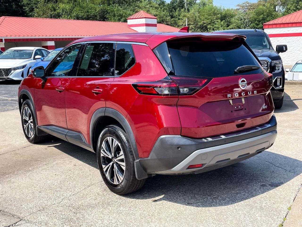 2021 Nissan Rogue SV