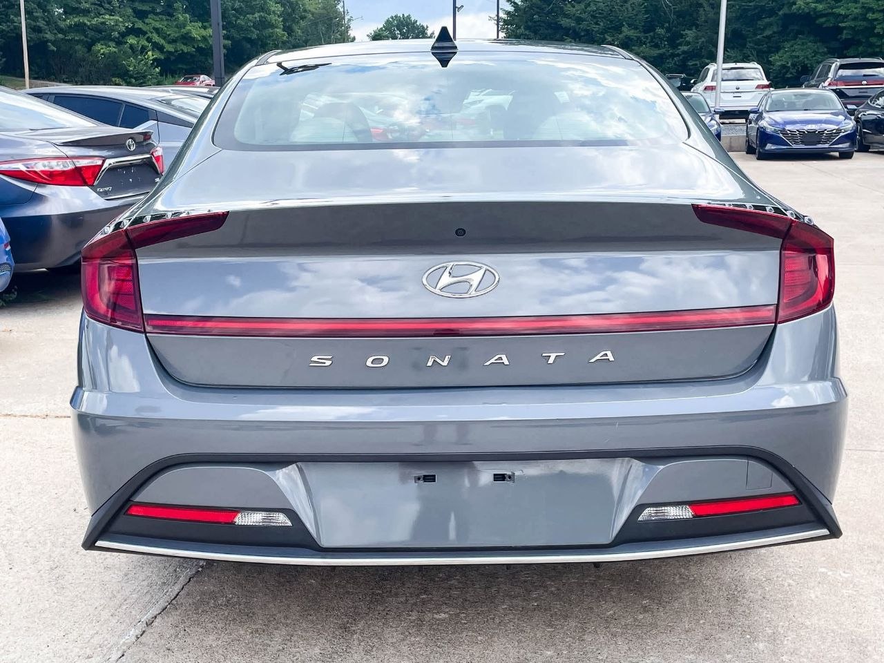 2023 Hyundai SONATA SE 