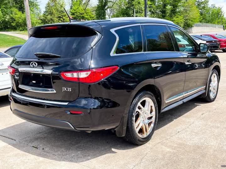 2013 Infiniti JX35 Base 
