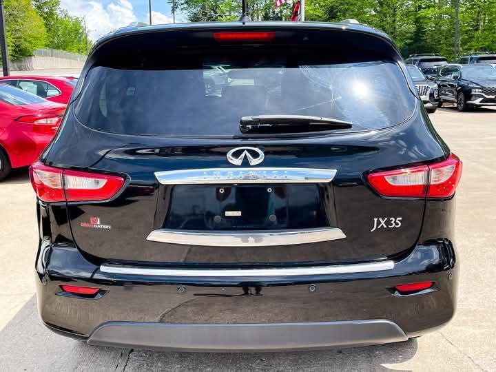 2013 Infiniti JX35 Base 