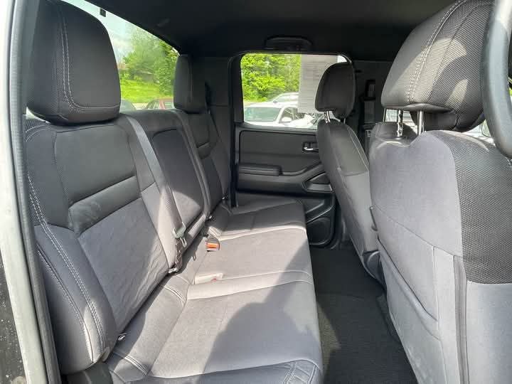 2023 Nissan Frontier SV 4x4 29900