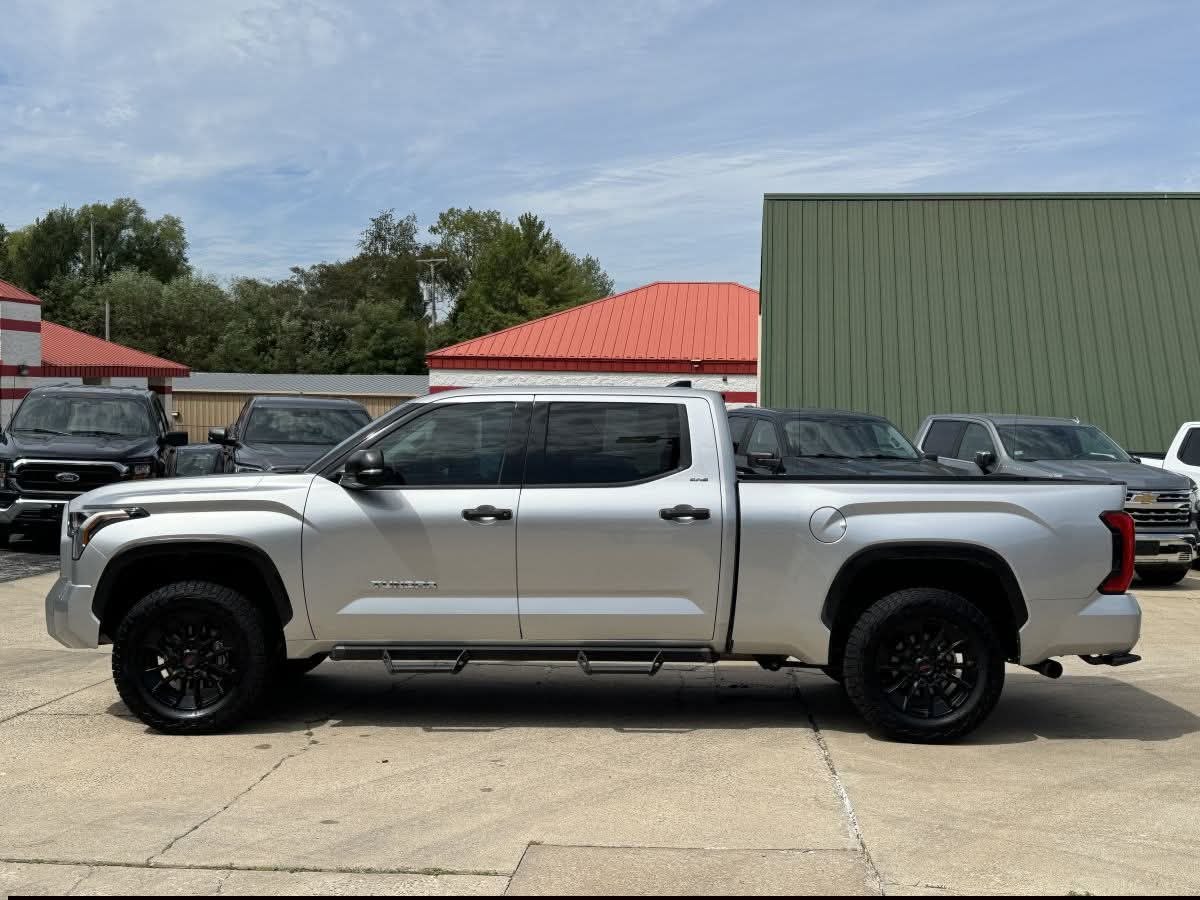2022 Toyota Tundra SR5 4x4