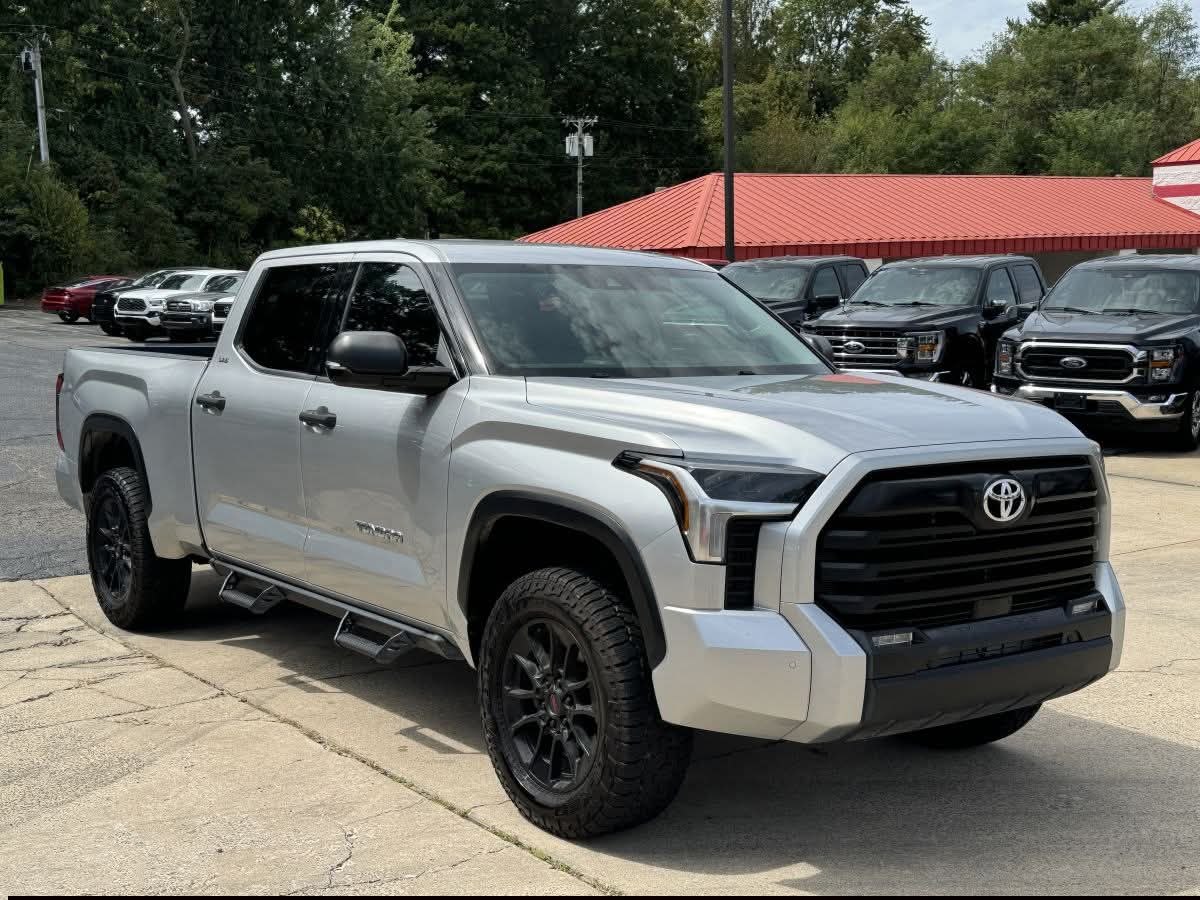 2022 Toyota Tundra SR5 4x4