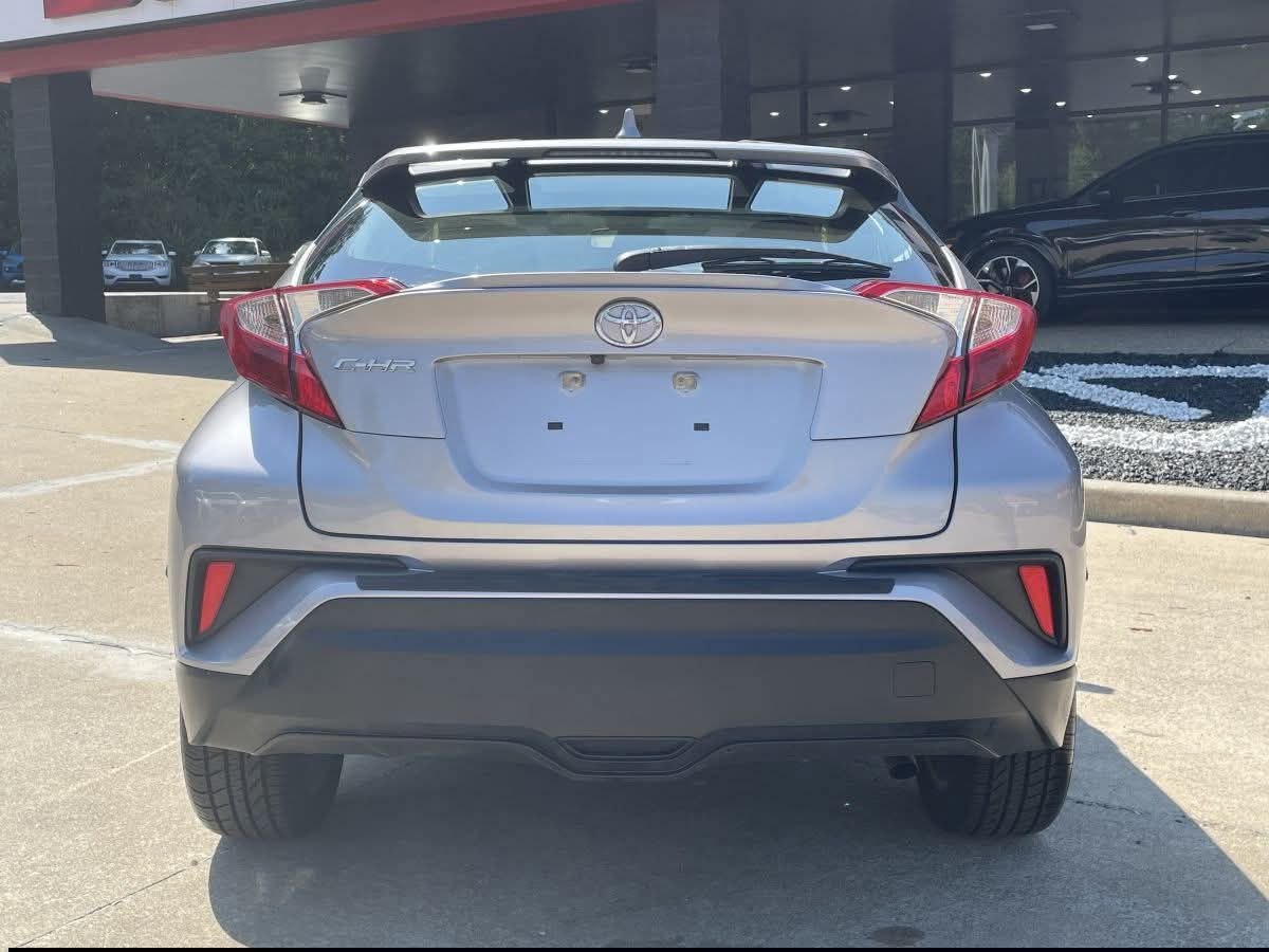 2019 Toyota C-HR XLE