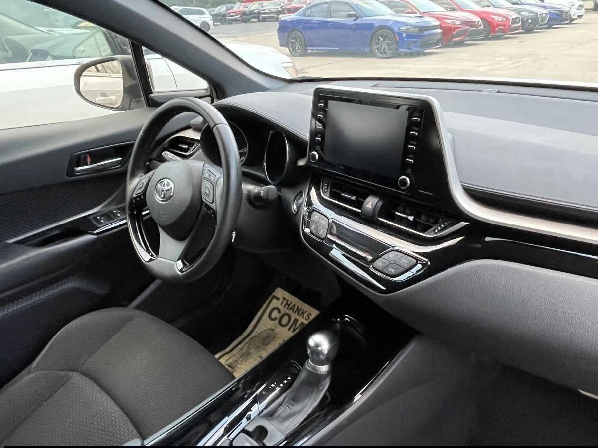 2019 Toyota C-HR XLE