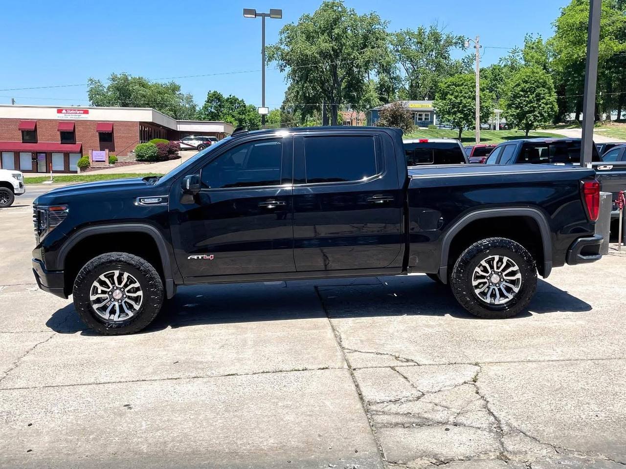 2023 GMC Sierra 1500 AT4 4x4 