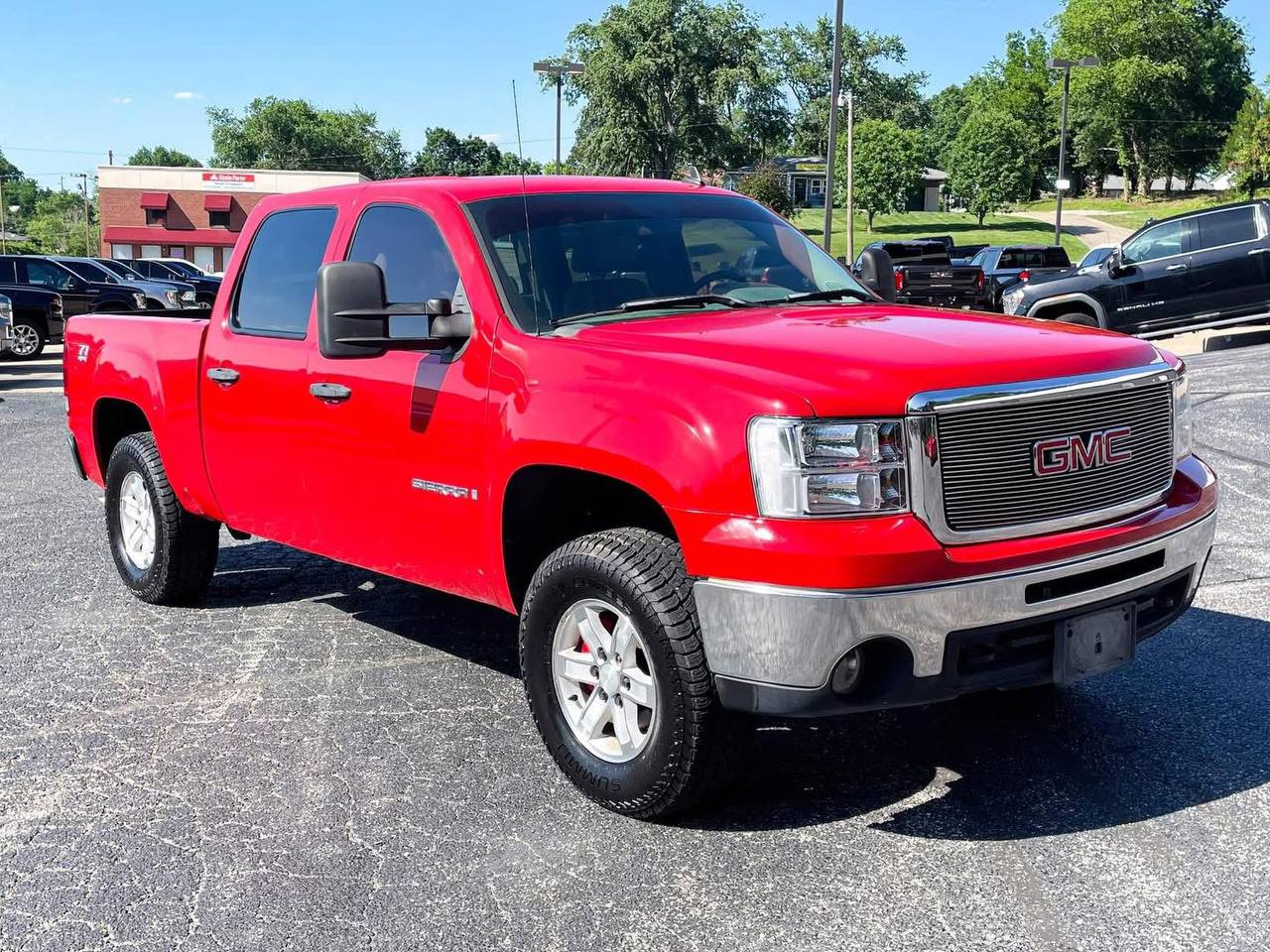 2009 GMC Sierra 1500 SLE 4x4  Price $9,900 