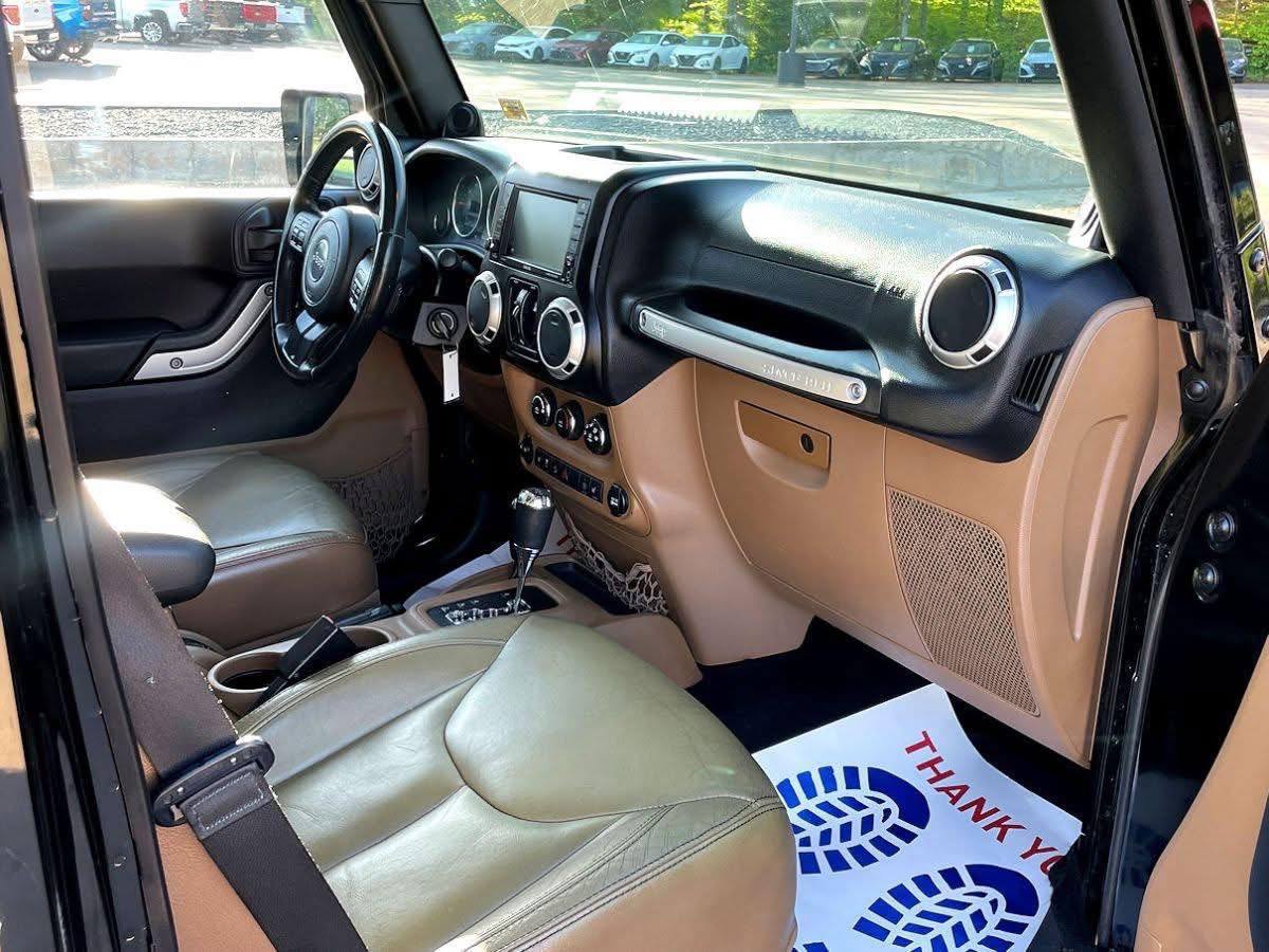2014 Jeep Wrangler Unlimited Sahara 4x4 